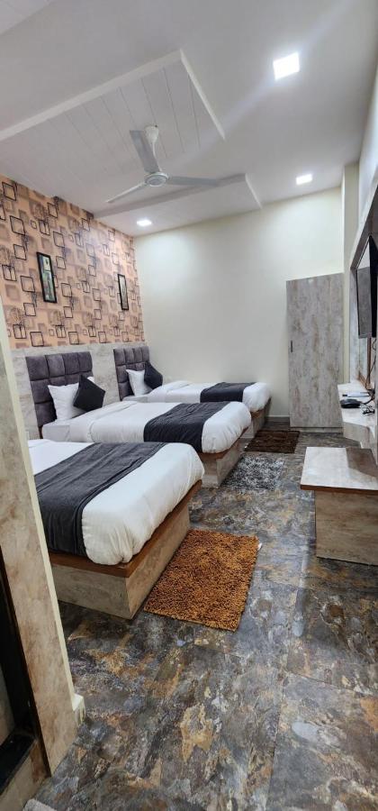 Hotel Sunrise Vadodara Extérieur photo