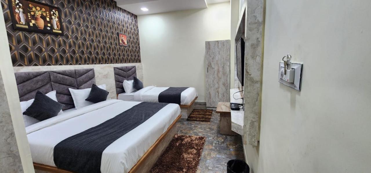 Hotel Sunrise Vadodara Extérieur photo